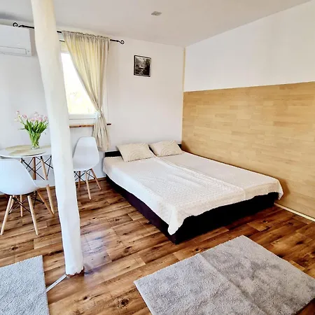 Bursztynek Lunowa בית אירוח *